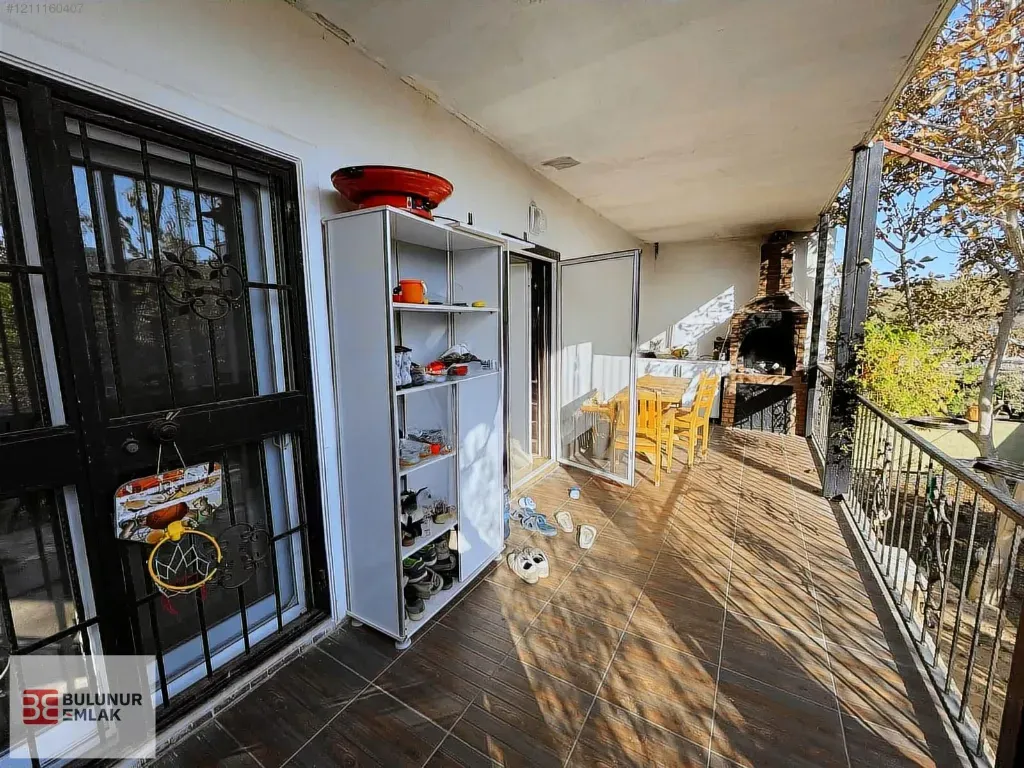 2 DAİRE VE MÜŞTEMİLLAK İLE BERABER KOMPLE SATILIK YAŞAM ALANI