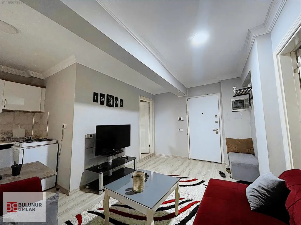 FİYAT DÜŞTÜ!! ACİL SATILIK. İLK GELEN ALIR.! ZAFER'DE TEMİZ 1+1