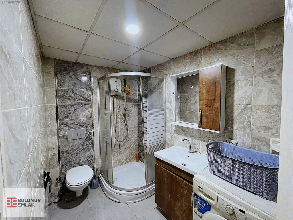 FİYAT DÜŞTÜ!! ACİL SATILIK. İLK GELEN ALIR.! ZAFER'DE TEMİZ 1+1