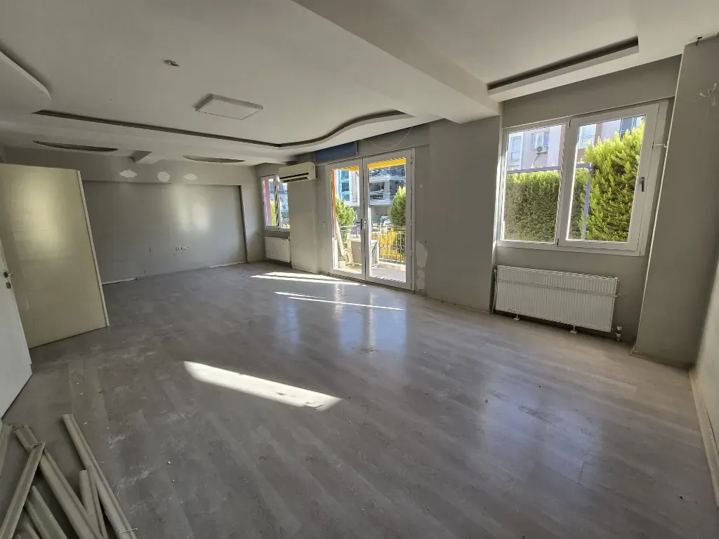 BULUNUR EMLAKTA MİMAR SİNANDA KİRALIK 5+2 TRIPLEKS VİLLA