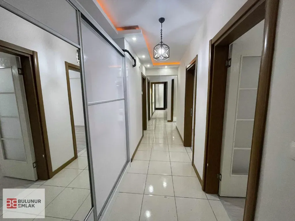 BULUNUR EMLAKTAN ORTA MAHALLEDE 3+1 KİRALIK DAİRE