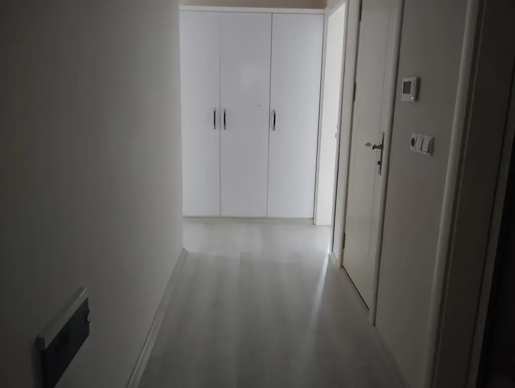 BULUNUR EMLAK'TAN ATA MAHALLESİNDE KİRALIK FIRSAT 2+1 DAİRE....